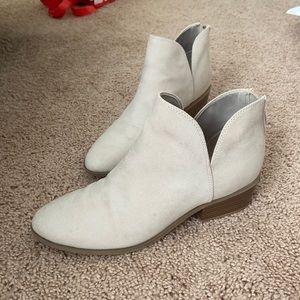 Old Navy Light Tan Ankle Boot